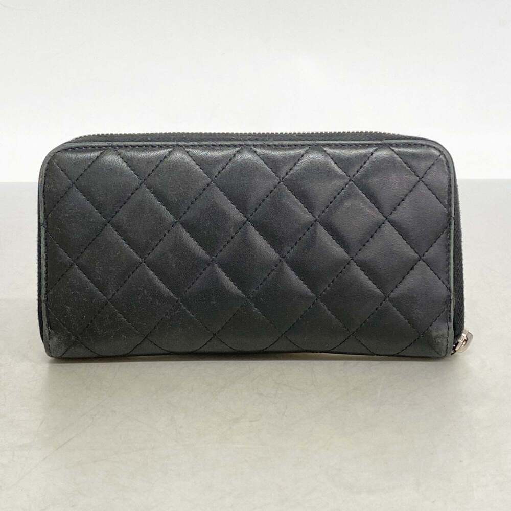 CHANEL Black Lambskin Leather Wallet - Picture 9 of 9